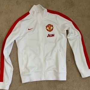 white manchester united jacket Men’s Small